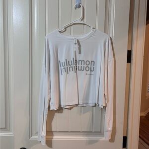 Women’s lululemon top